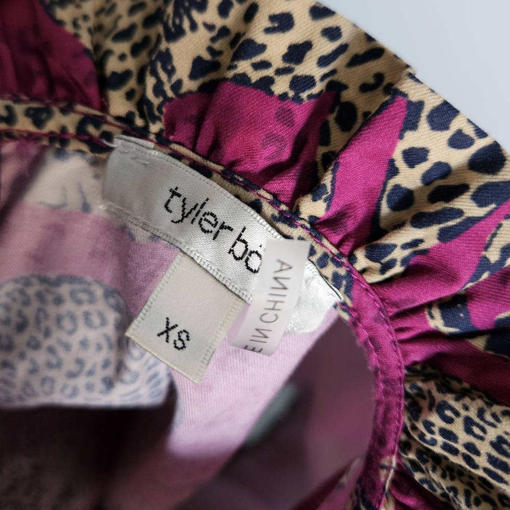 Tyler Boe Fuchsia and Cheetah Print Dress Puff Sleeves Sammy - Picture 4 of 5